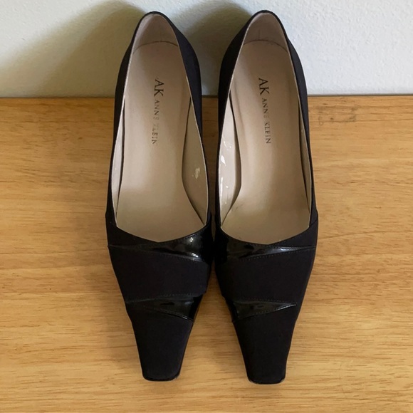Anne Klein Classy Black Shoes, Size 6 - Picture 1 of 6